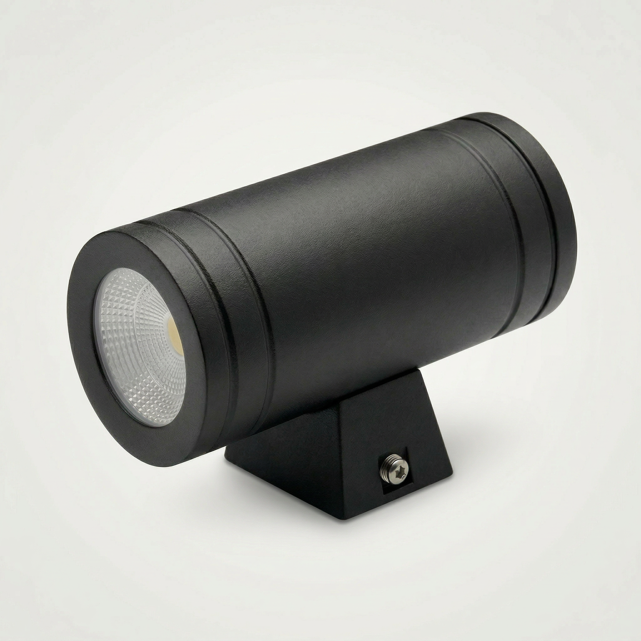 Arandela LED Titan 10W Bivolt – 2 Fachos – Alumínio – IP66 – Uso Externo