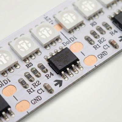 Fita LED RGB Digital Endereçável 2811 180 LEDs/m 12V IP20 – 5 Metros - Com Controle | Dimerizável e Programável